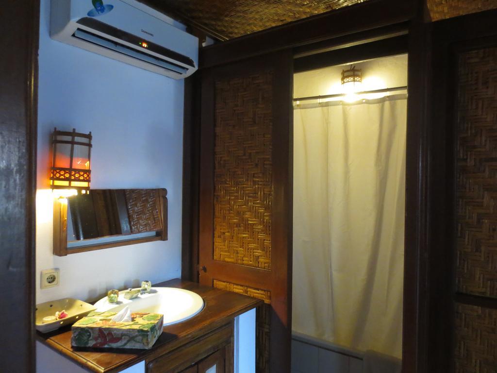 Balisani Padma Hotel Legian Esterno foto